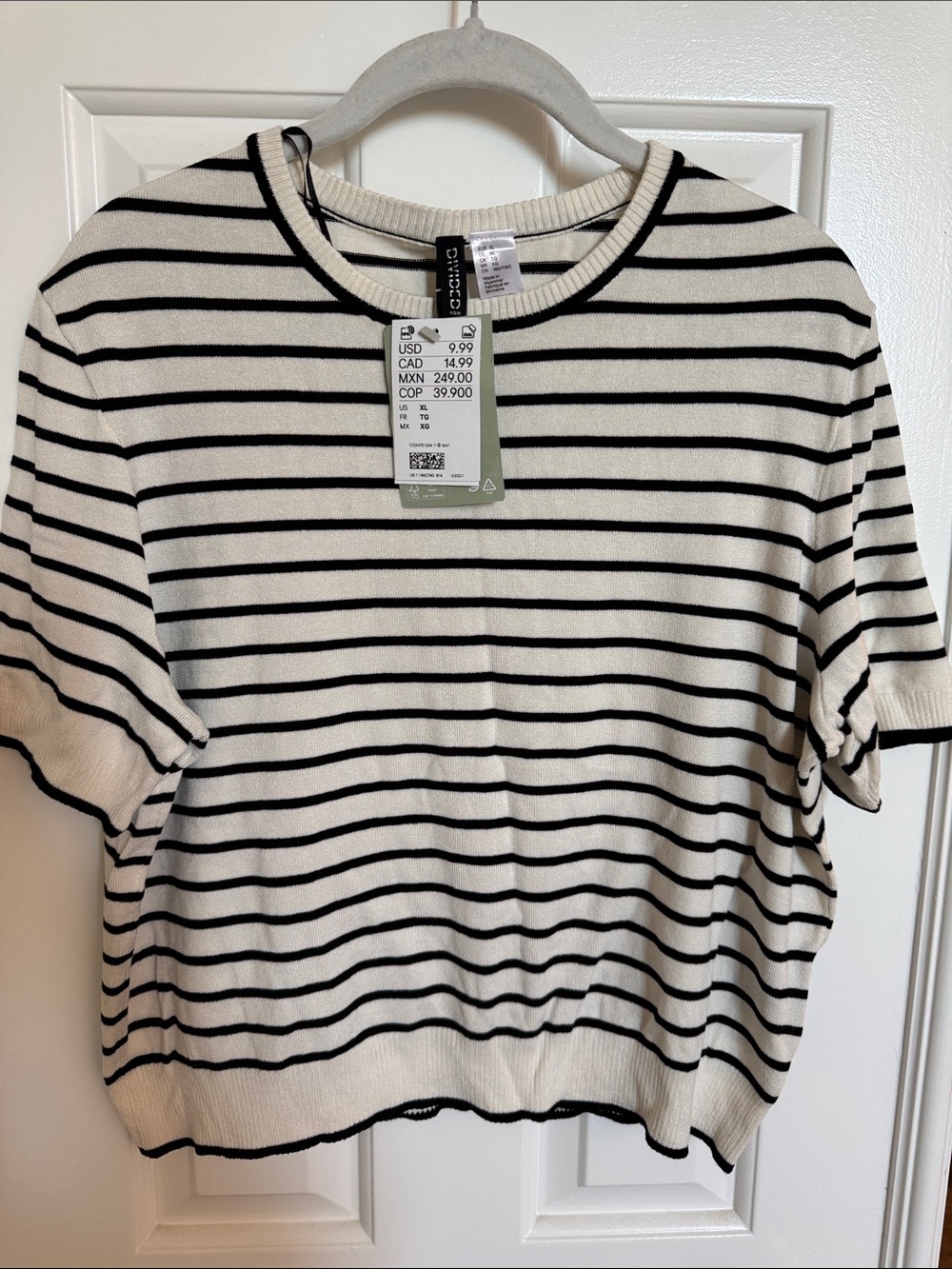 NWT H&M Striped Short Sleeve Sweater Top - Black/White XL